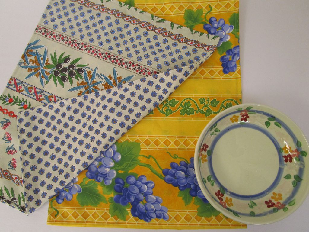 Enjoy the Summer with our treated Table Linens