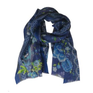 Scarf - Wool - Flower Design- Stunning Blue shades Scarf - Wool - Flower Design- Stunning Blue shades