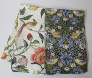 William Morris Design Tea Towel - Linen - Strawberry Thief